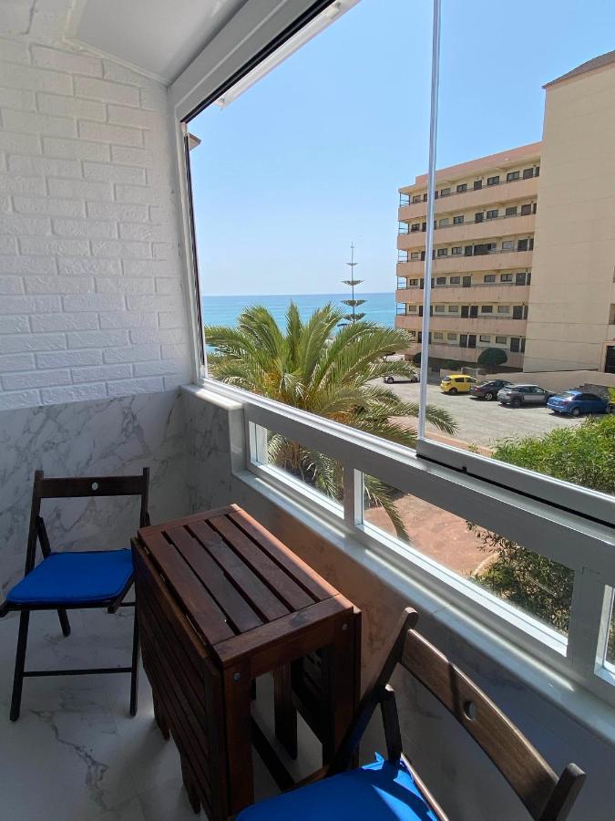 Splendido Appartamento Fronte Mare Vista Spiaggia - Prima Linea Mare Torrevieja Exterior photo